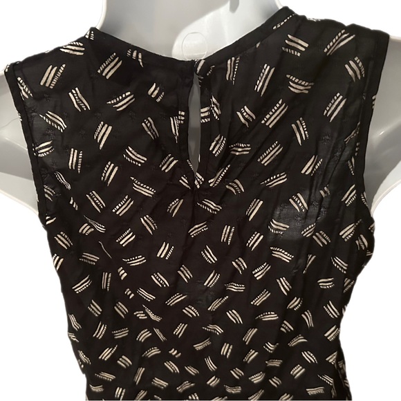 Lucky Brand top - Picture 7 of 8